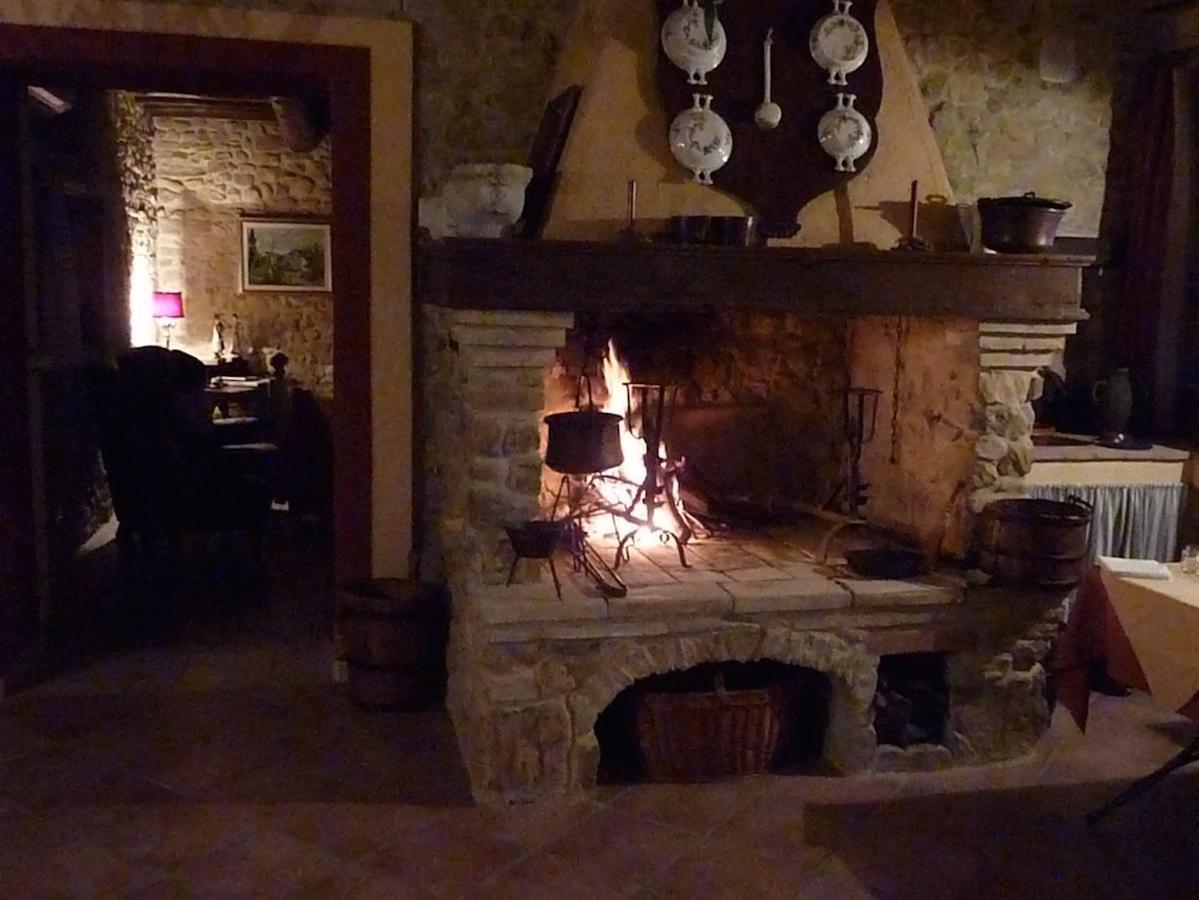 Genius Loci Country Inn Bevagna Exterior foto